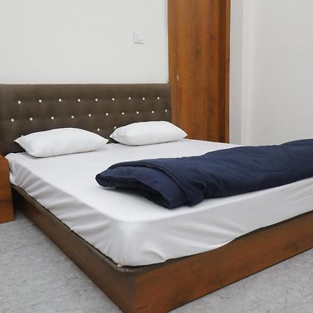 Hotel Garima Ujjain Ngoại thất bức ảnh