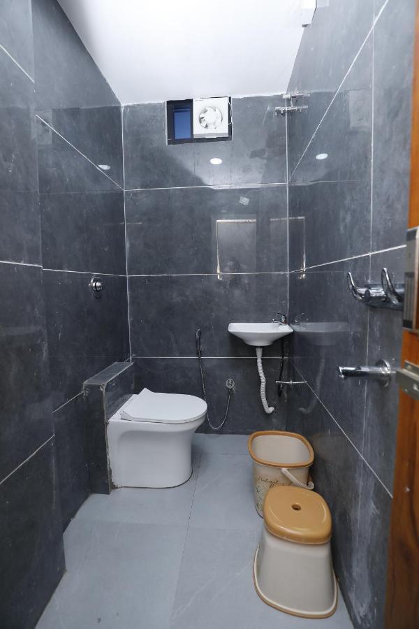 Hotel Garima Ujjain Ngoại thất bức ảnh